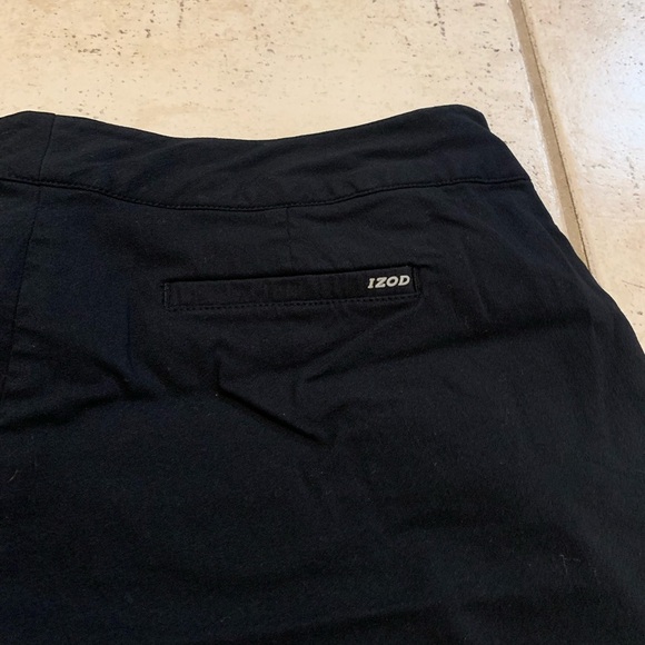 Izod Black Cargo Bermuda Shorts size 12-14 - Picture 2 of 6